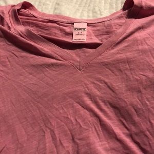 VS Pink tee